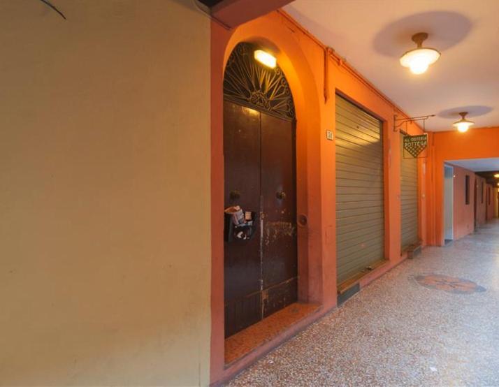 Pisolo In Citta Casa Vacanze Nel Centro Storico Bolonia Exterior foto